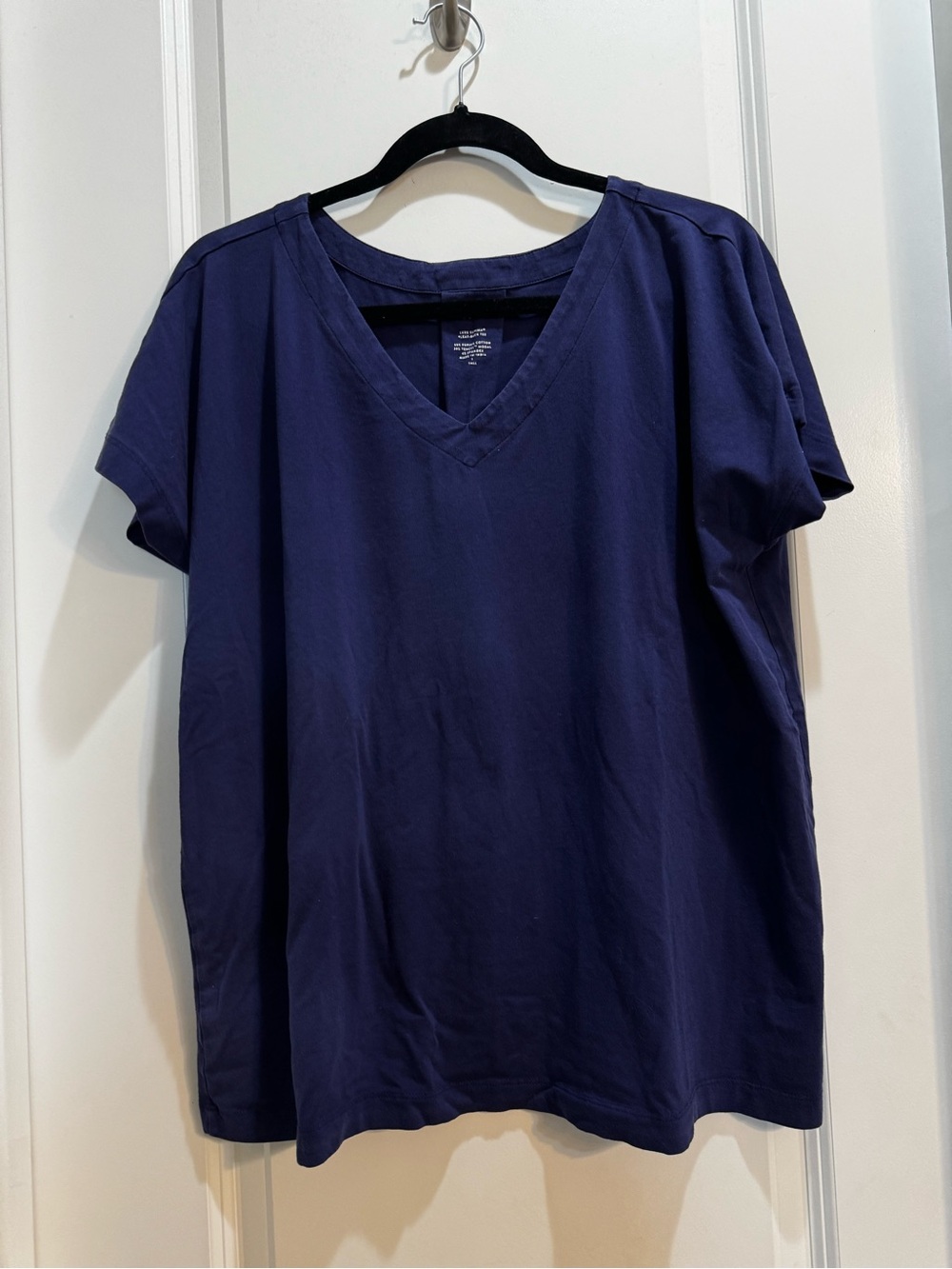 J Jill Navy Blue Luxe Supima Pleated Back Tee LTall Cap Sleeve Vneck Length 26”